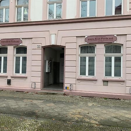 Best-Preis Fewo Rathausblick 2 - Zentrale Lage In Wittenberge - 2 Personen - Einzelzimmer - Vollausstattung - Wlan / Prime & Self-Check-In Exteriér fotografie